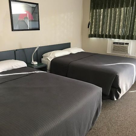 Plains Motor Inn Stettler Eksteriør bilde